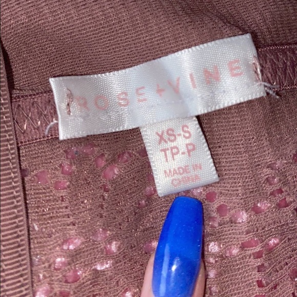 Laced cropped top - Picture 3 of 4